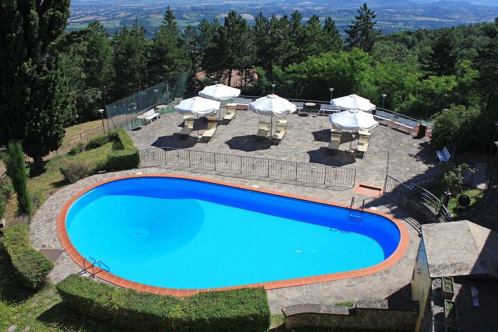 La Torre Ai Mari Hotel Sarteano Bagian luar foto